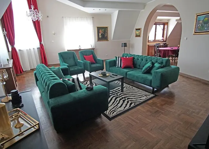 Apartman Marija Delux 3 *